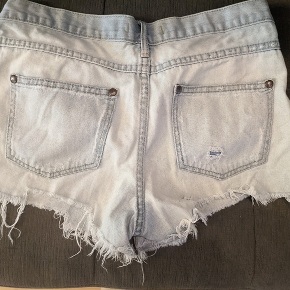 Free People Denim shorts - Picture 2 of 3